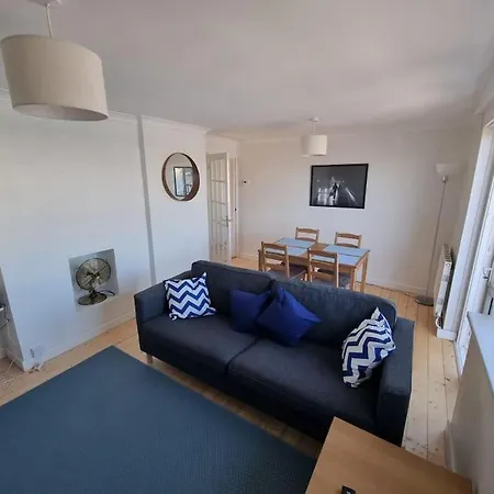 Apartment With A View, Perfect For Breaks And Wfh Plymouth Exterior foto